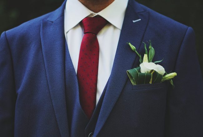 Comment choisir un costume de mariage ?