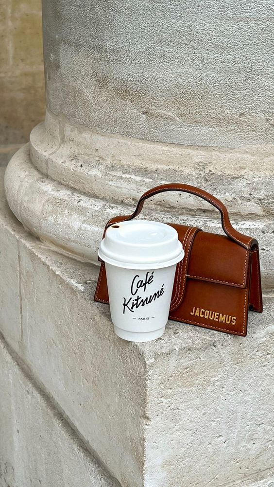 Tazza di caffè di Café Kitsuné