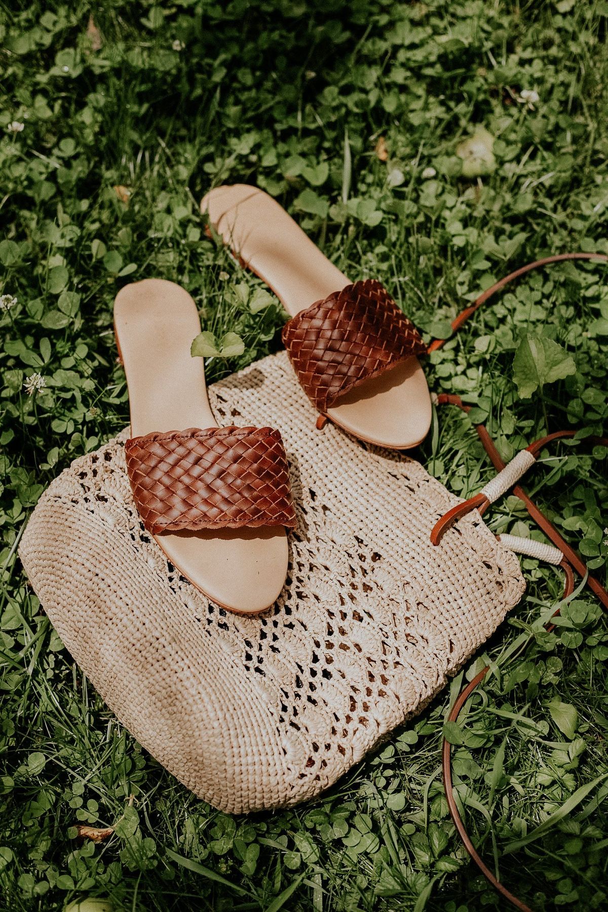 La montee en puissance des silhouettes legeres Quels modeles de chaussures meritent votre attention cet ete Modalova