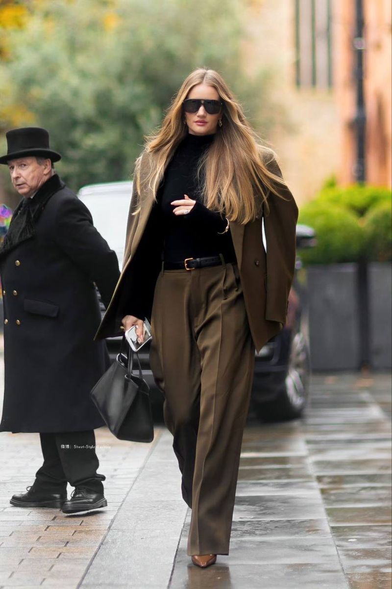 L'inverno in modalità firma: tra eleganza audace e modernità 10 Entre heritage et modernite ce que veut dire style en 2025 Lhiver en mode signature entre elegance assumee et modernite Modalova