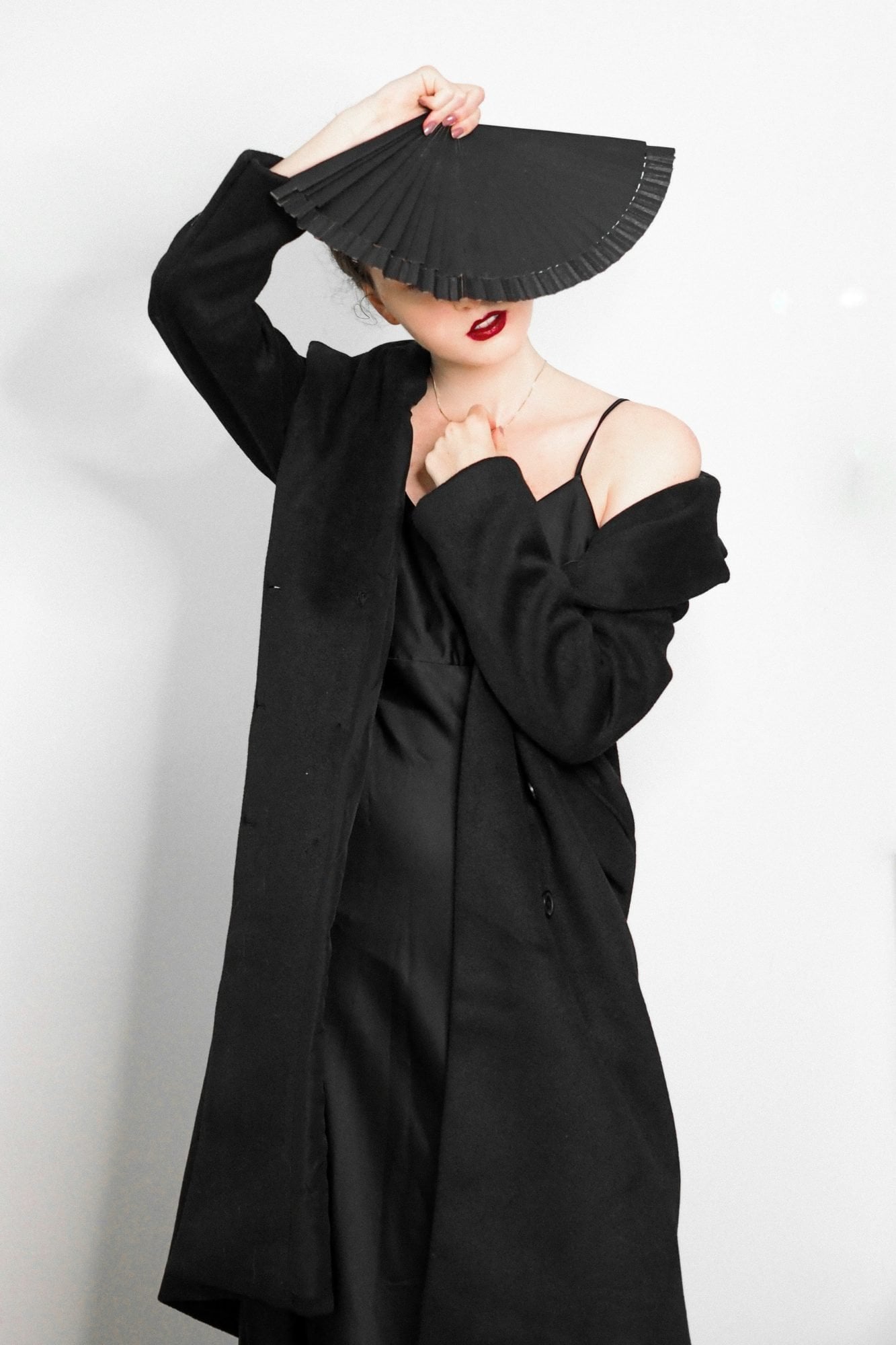 Il teatro segreto delle tendenze autunno-inverno 2025 2 Il guardaroba della notte conquista il giorno Il teatro segreto delle tendenze autunno inverno 2025 Modalova