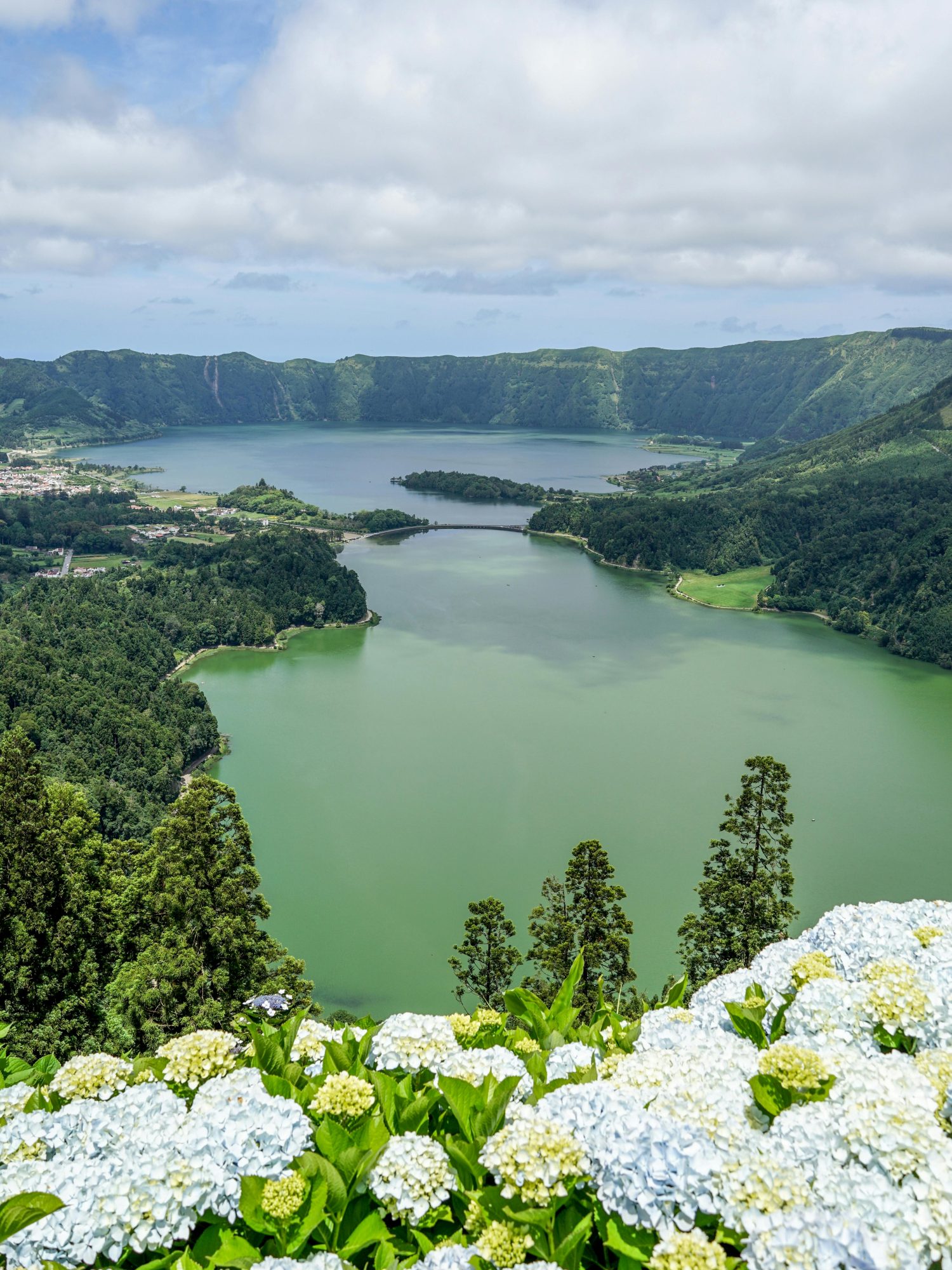Questi luoghi segreti dove il lusso viaggia in incognito 5 Sao Miguel Acores — le spectaculaire a letat pur Ces lieux secrets ou le luxe voyage incognito Modalova