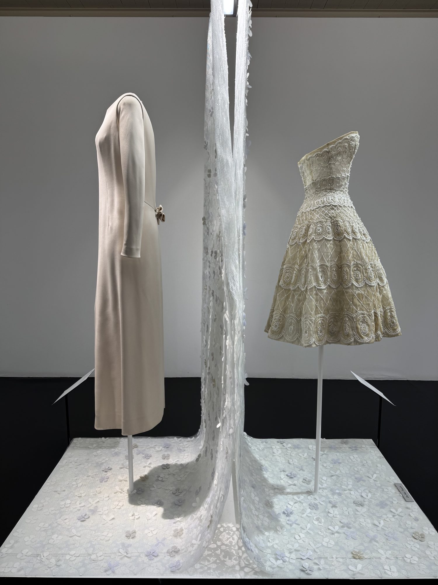 Esposizione Azzedine Alaïa e Christian Dior Parigi, foto Pauline PINOT