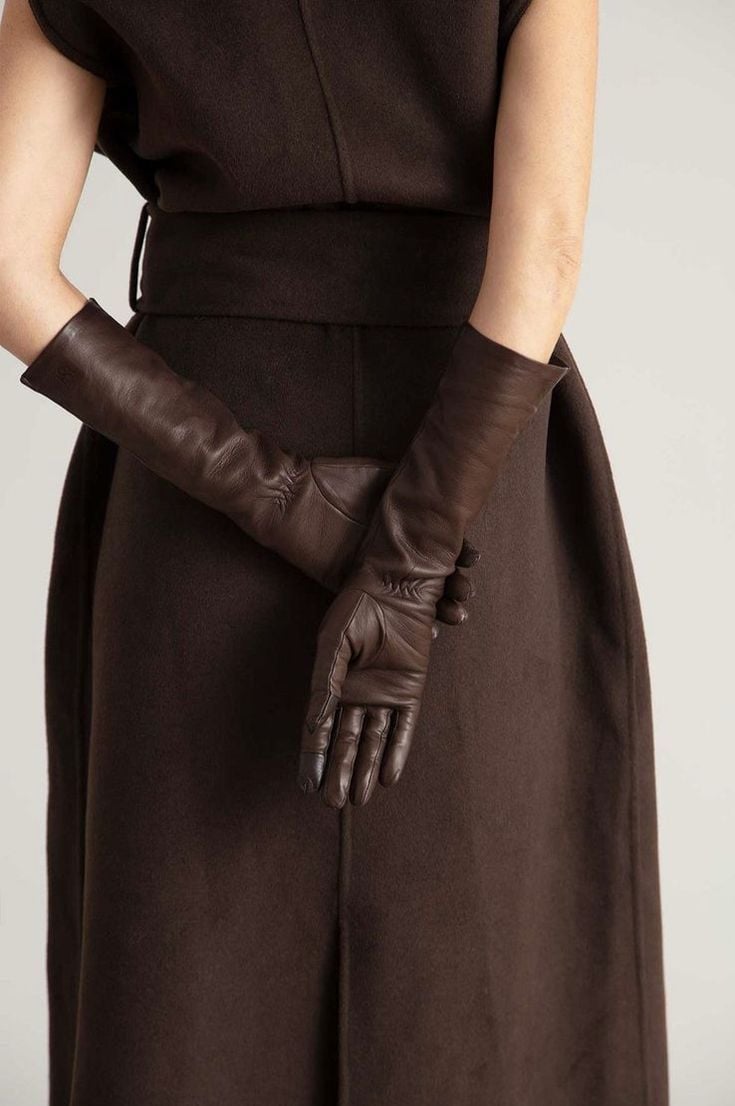 Perché i guanti rimangono un classico dell'abbigliamento 3 Des innovations qui facilitent la vie au quotidien Pourquoi les gants restent un classique du vestiaire Modalova