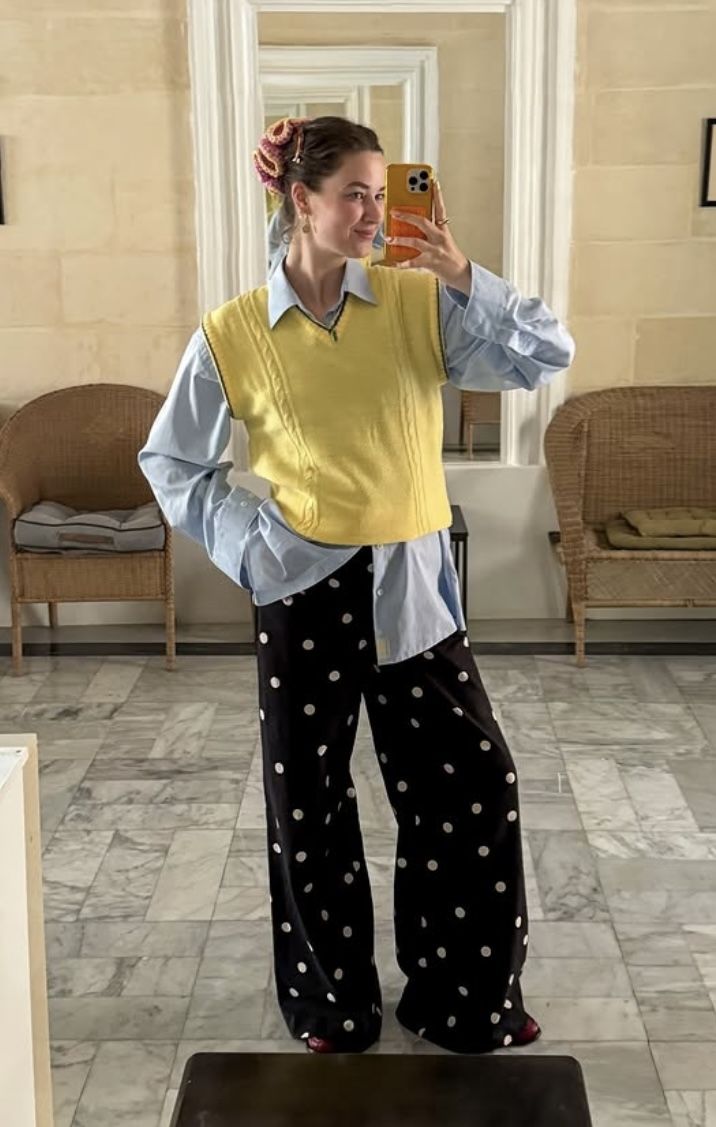 Pantalon noir à points blancs