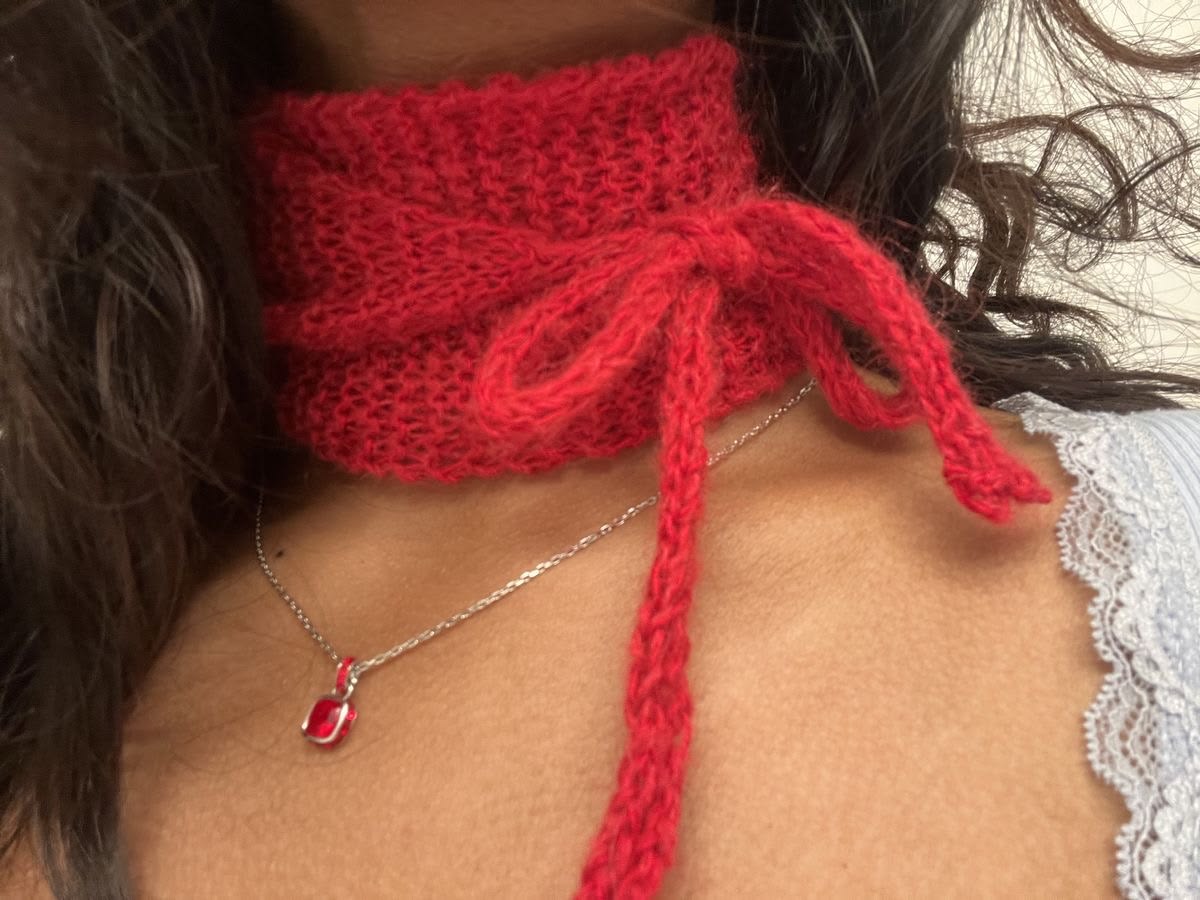 Le nostre ispirazioni per sciarpe fai da te all'uncinetto di Sophie 8 Outfit con Sophie scarf