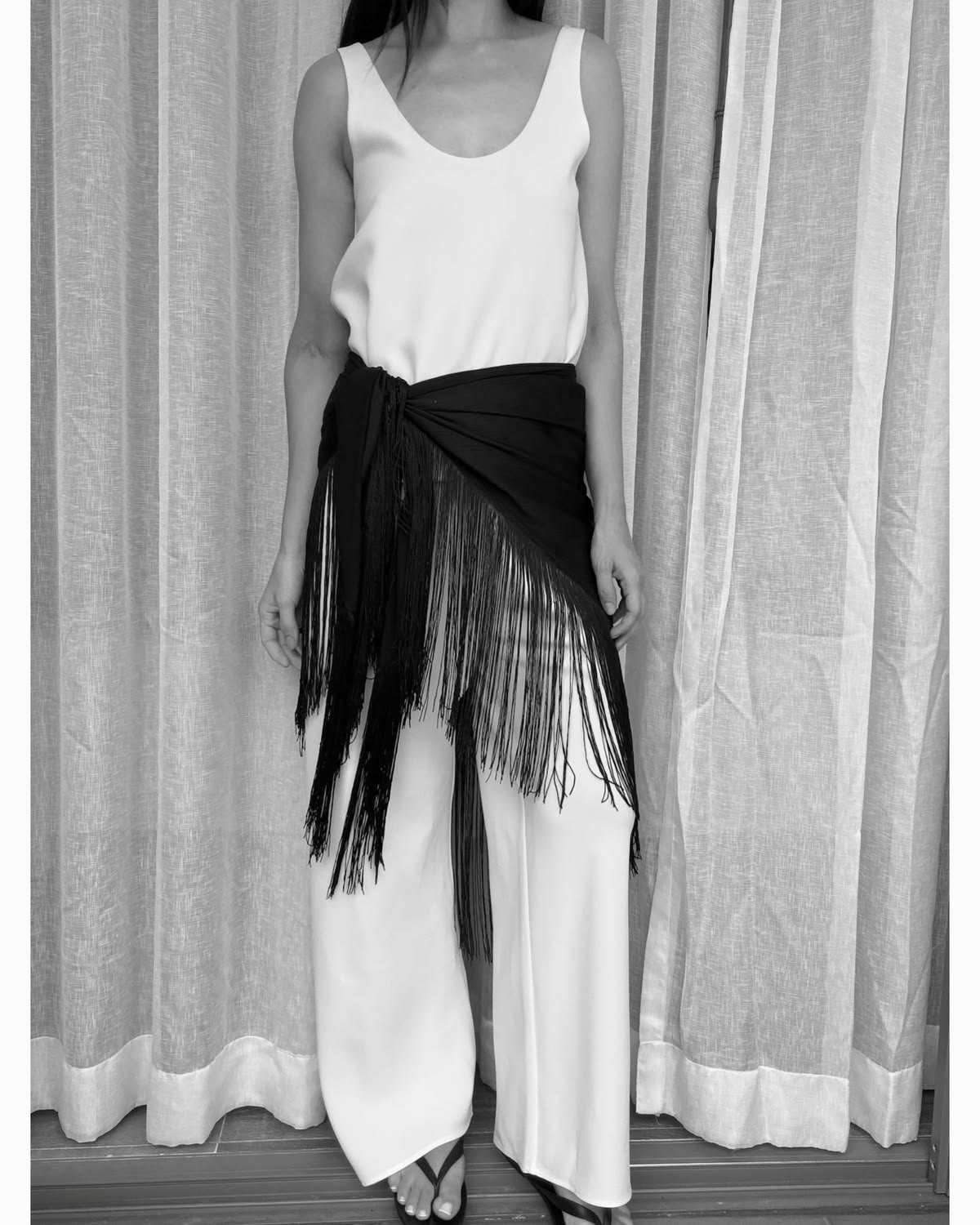 Cintura con sciarpa: come indossare il foulard in vita? 6 foulard franges scarf belting