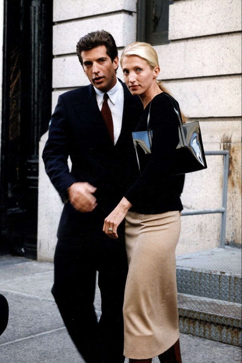 Outfits JFK Jr e CBK