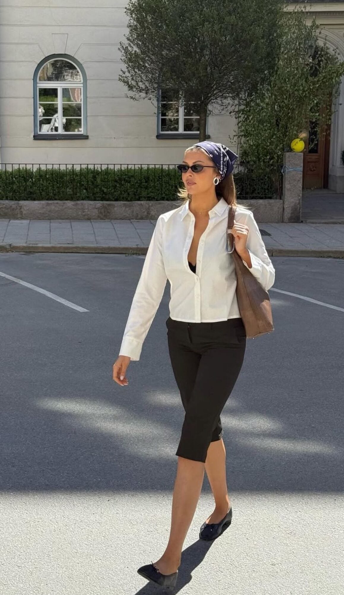Look donna pantaloni capri