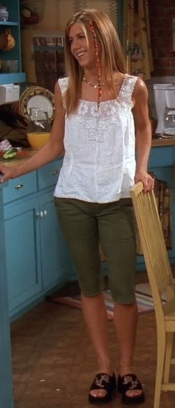 Look Rachel serie Friends pantaloni capri