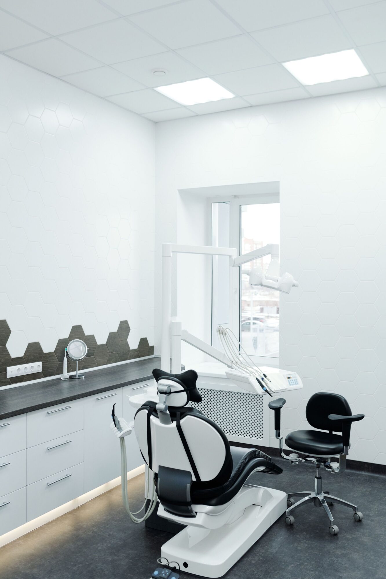 Urgenza dentale e dentista in Lussemburgo: Studio Arnould Tanson 6 Dents de sagesse stomatologue et parcours coordonne Urgence dentaire et dentiste au Luxembourg Cabinet Arnould Tanson Modalova