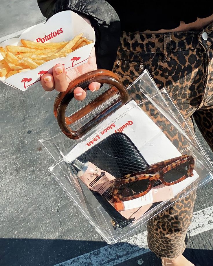 Il jelly Firkin: la versione gelatinosa della borsa più ambita 8 Borsa a mano trasparente