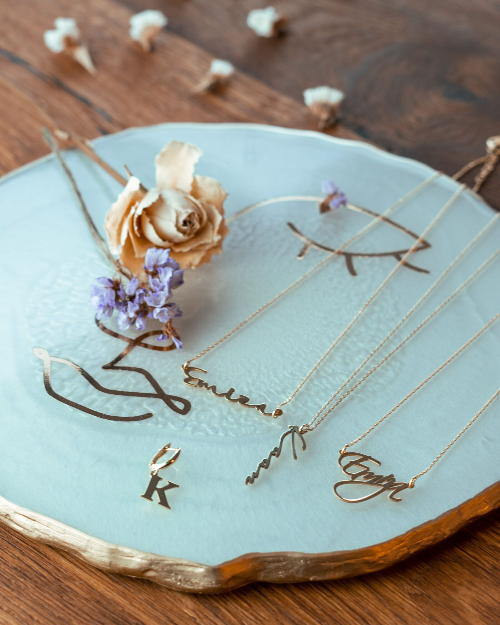 Gli oggetti personalizzabili, nuovi codici di stile 6 Gli oggetti quotidiani diventano piu personali Gli oggetti personalizzabili nuovi codici di stile Modalova