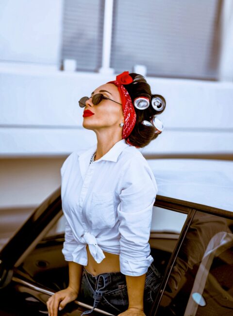 Lallure pin up entre glamour retro et modernite Modalova scaled