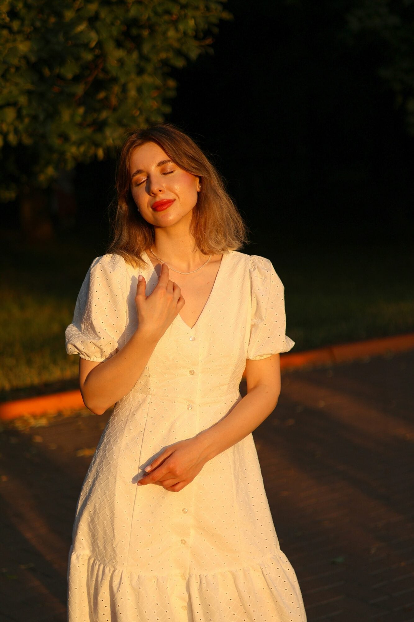 Une bonne robe doit aussi savoir ou elle va 1 La robe ideale Une affaire de coupe et de silhouette Modalova